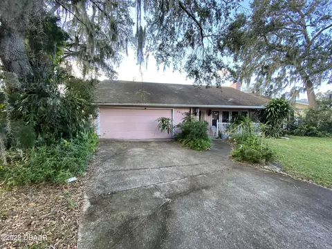 2612 Pine Tree Dr, Edgewater, FL 32141 photo 2