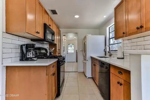 125 E Ocean Ave, Edgewater, FL 32132 photo 19