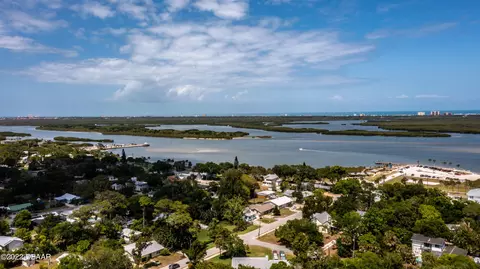 125 E Ocean Ave, Edgewater, FL 32132 photo 38