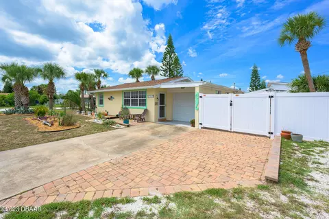 1 Palmetto Dr, Ormond Beach, FL 32176 photo 2