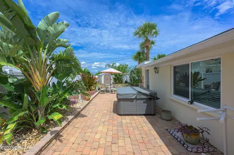 1 Palmetto Dr, Ormond Beach, FL 32176 photo 4