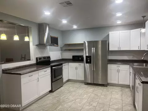 3128 Queen Palm Dr, Edgewater, FL 32141 photo 2
