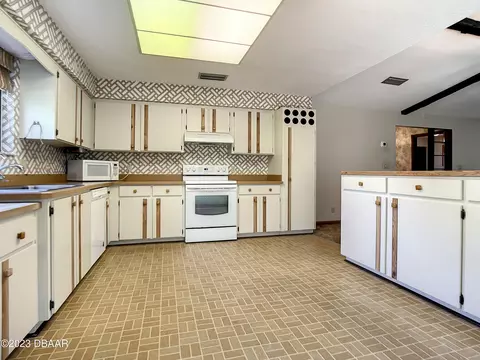 1554 Poplar Dr, Ormond Beach, FL 32174 photo 13