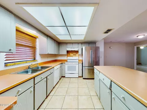 414 Sea Hawk Ct, Edgewater, FL 32141 photo 5