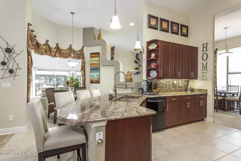 1292 Royal Pointe Ln, Ormond Beach, FL 32174 photo 11