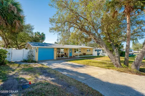 42 Benjamin Dr, Ormond Beach, FL 32176 photo 4