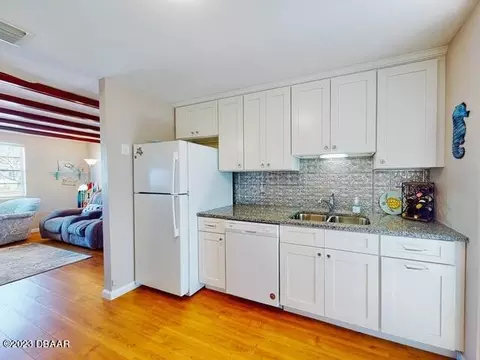 37 Ocean Shore Dr, Ormond Beach, FL 32176 photo 9