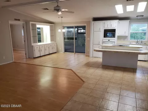 505 Topside Cir, Edgewater, FL 32141 photo 4