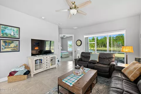 814 Pinewood Dr, Ormond Beach, FL 32174 photo 9