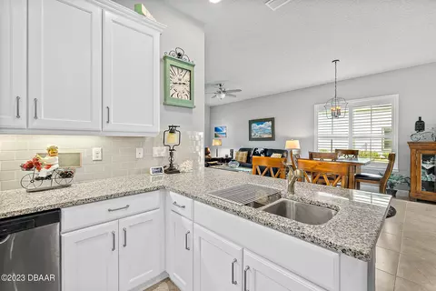 814 Pinewood Dr, Ormond Beach, FL 32174 photo 16