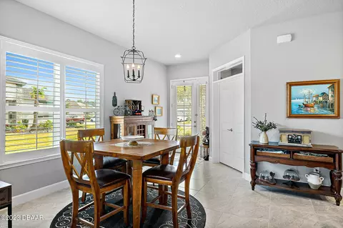 814 Pinewood Dr, Ormond Beach, FL 32174 photo 7