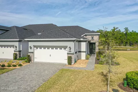 814 Pinewood Dr, Ormond Beach, FL 32174 photo 1