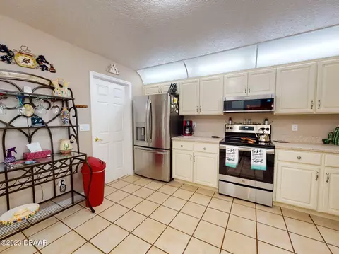 2325 Sabal Palm Dr, Edgewater, FL 32141 photo 21