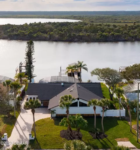 3556 John Anderson Dr, Ormond Beach, FL 32176 photo 1