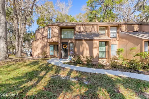 14 Broadmore Cir, Palm Coast, FL 32137
