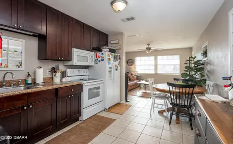 7 Camellia Dr, Ormond Beach, FL 32176 photo 7