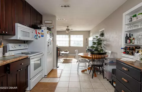 7 Camellia Dr, Ormond Beach, FL 32176 photo 8