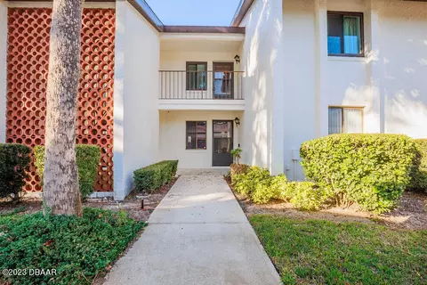 1 Tomoka Oaks Blvd #104, Ormond Beach, FL 32174