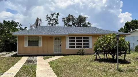 1677 S Page Dr, Deltona, FL 32725