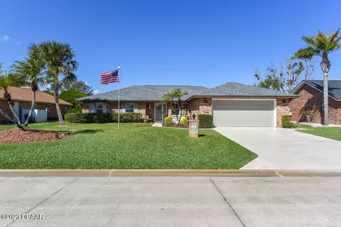49 Kingsley Cir, Ormond Beach, FL 32174 photo 1