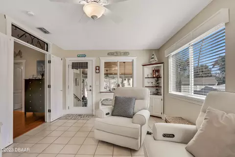 127 Riverview Dr, Edgewater, FL 32132 photo 10