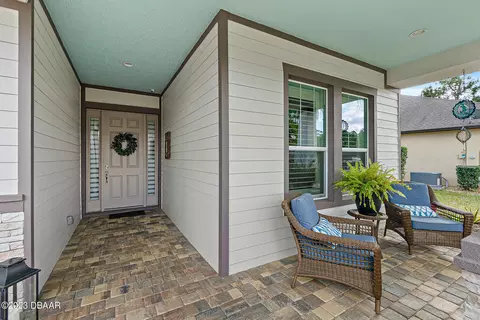 604 Southlake Dr, Ormond Beach, FL 32174 photo 2