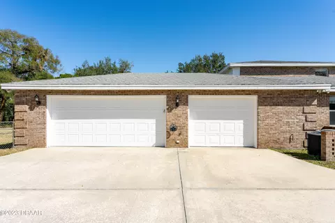 39 Central Ave, Ormond Beach, FL 32174 photo 3