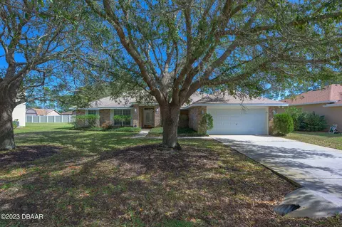 86 Bressler Ln, Palm Coast, FL 32137
