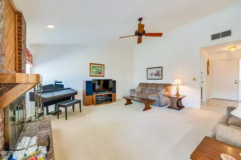 27 Nottingham Dr, Ormond Beach, FL 32174 photo 4
