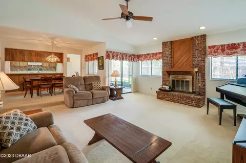 27 Nottingham Dr, Ormond Beach, FL 32174 photo 3