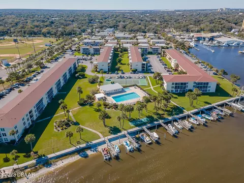 715 S Beach St #317D, Daytona Beach, FL 32114