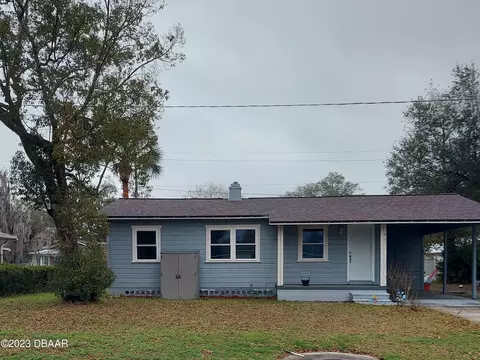 911 NE 22nd St, Gainesville, FL 32641
