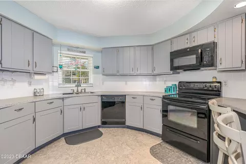 2211 Lime Tree Dr, Edgewater, FL 32141 photo 8