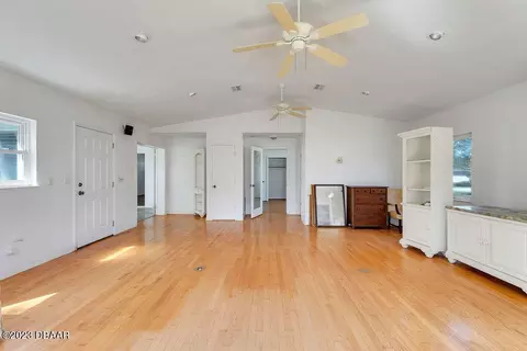 40 Pleasant Dr, Ormond Beach, FL 32176 photo 12