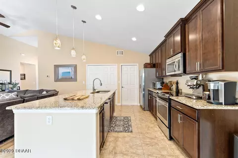 1505 Springleaf Dr, Ormond Beach, FL 32174 photo 6