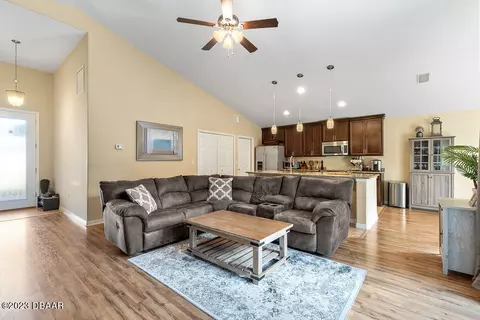 1505 Springleaf Dr, Ormond Beach, FL 32174 photo 4