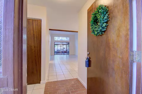 39 Park Pl, Ormond Beach, FL 32174 photo 5