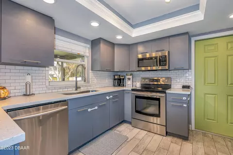 2910 Sabal Palm Dr, Edgewater, FL 32141 photo 13