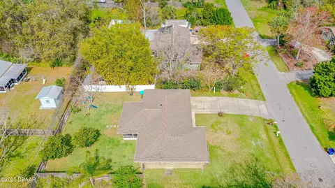2910 Sabal Palm Dr, Edgewater, FL 32141 photo 22