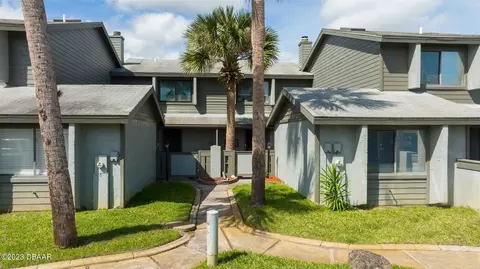 200 Lemon Tree Ln #3, Ormond Beach, FL 32174