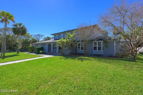 230 Landmark Cir, Ormond Beach, FL 32176 photo 2
