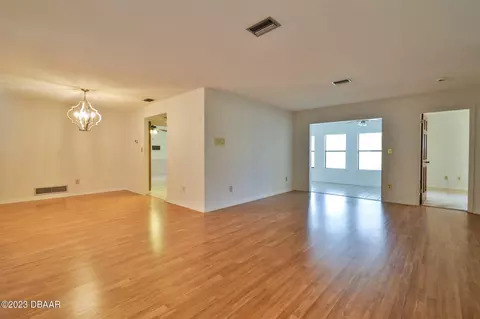 31 Rio Pinar Trl, Ormond Beach, FL 32174 photo 5