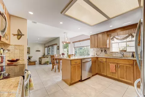 1318 Willow Oak Dr, Edgewater, FL 32132 photo 20