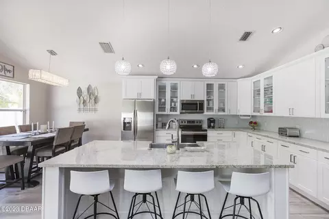 592 Coral Trace Blvd, Edgewater, FL 32132 photo 7