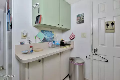 104 E Yelkca Ter, Edgewater, FL 32132 photo 9
