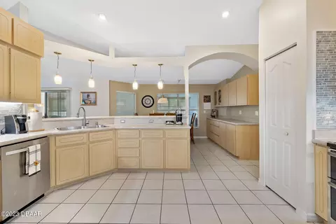 2406 Silver Palm Dr, Edgewater, FL 32141 photo 11