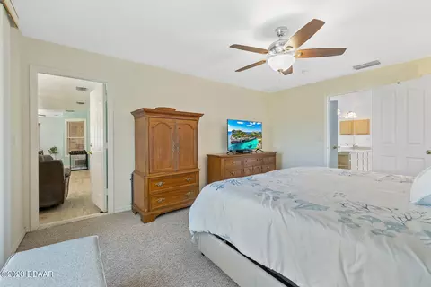 2406 Silver Palm Dr, Edgewater, FL 32141 photo 9