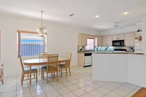 201 Falcon Ave, Edgewater, FL 32141 photo 2