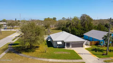 201 Falcon Ave, Edgewater, FL 32141 photo 4
