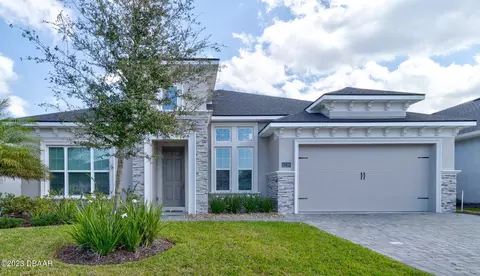 6239 W Fallsgrove Ln, Port Orange, FL 32128